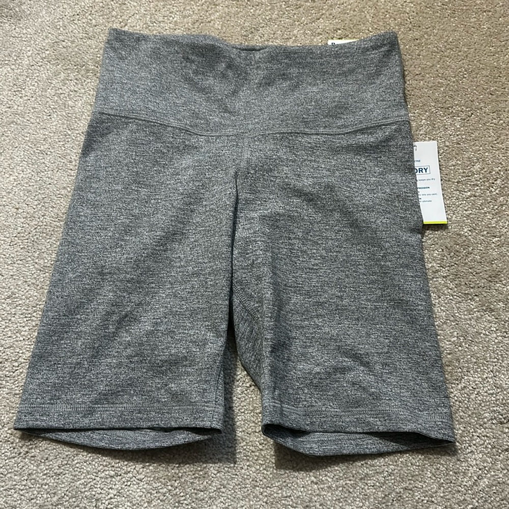 Old navy active compression bike shorts